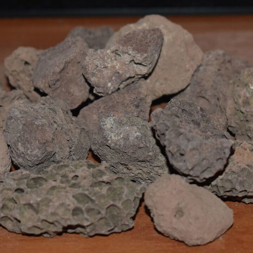 Volcanic rock used, pack of 260 grams
