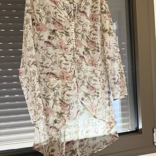 Asymmetric shirt with flowers Pink Woman like new