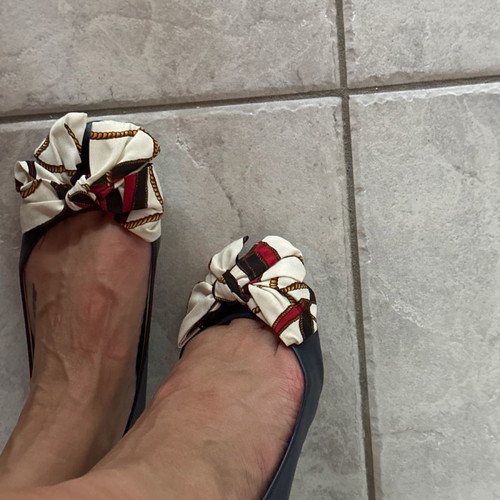 Ballerinas used size 37 dark blue with bow