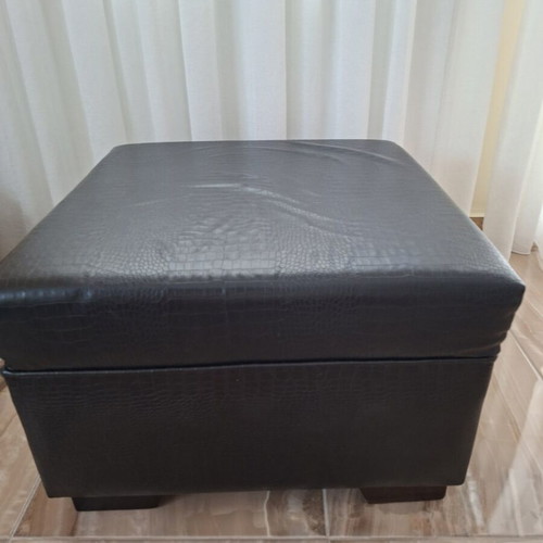 Leather stool like new, square, 62x62x40 cm