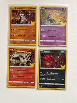 Pokémon Holo Rare Cards 25th Celebrations καινούργιο, σετ 4 καρτών