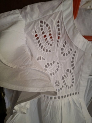 H&M White Women's Blouse with Cutout Short Sleeves like new, Size M
