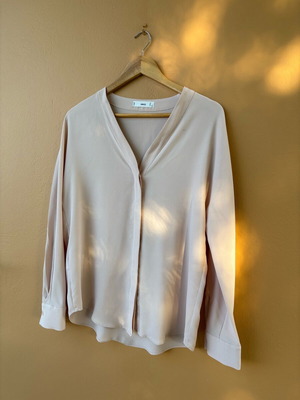 Mango baby pink shirt like new