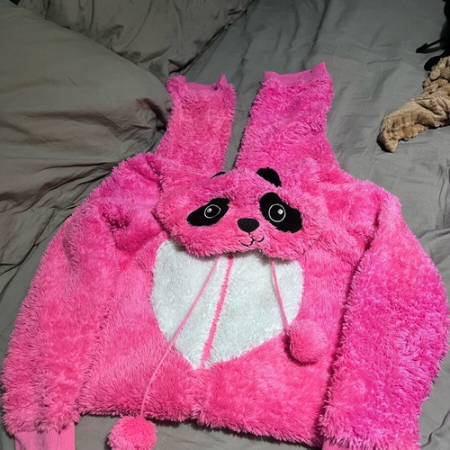 Pink panda onesie pajama like new, very soft fabric
