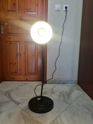 Φωτιστικό δαπέδου 250W, ύψος έως 85 εκ.