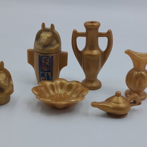 Playmobil set with gold Egyptian objects used
