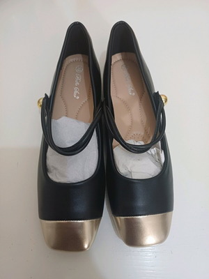 Ballerinas black and gold, new, size 39, large fit
