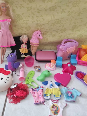 Various toys for girls used