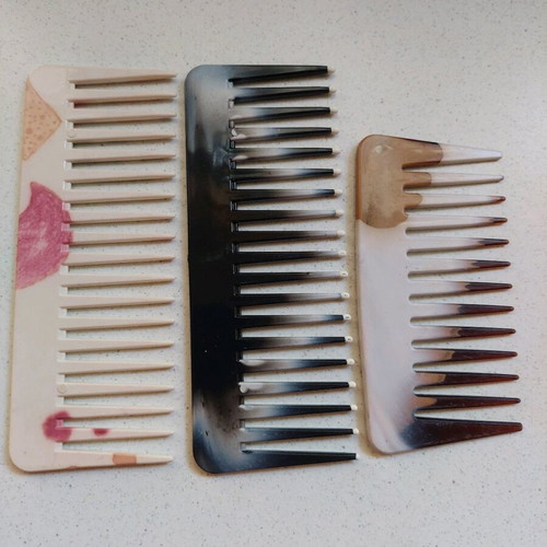 Comb set like new