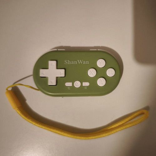 ShanWan Q36 mini Bluetooth controller