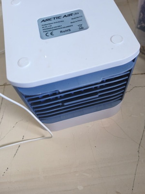 Arctic Air Ultra Mini Air-Cooler USB 7W with Water Tank