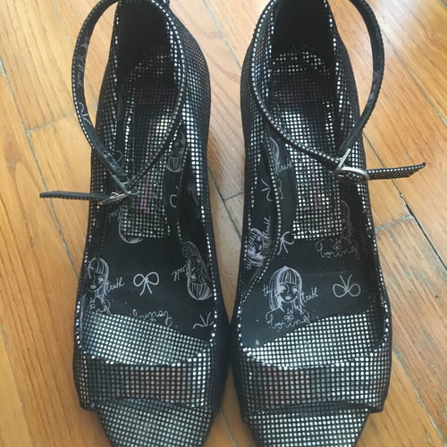 Fornarina pumps like new, black and silver, size 37