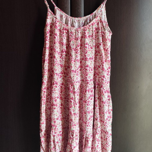 Loose floral dress size XS like new