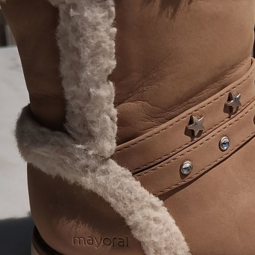 Mayoral kids' boots size 27 used, brown with fur