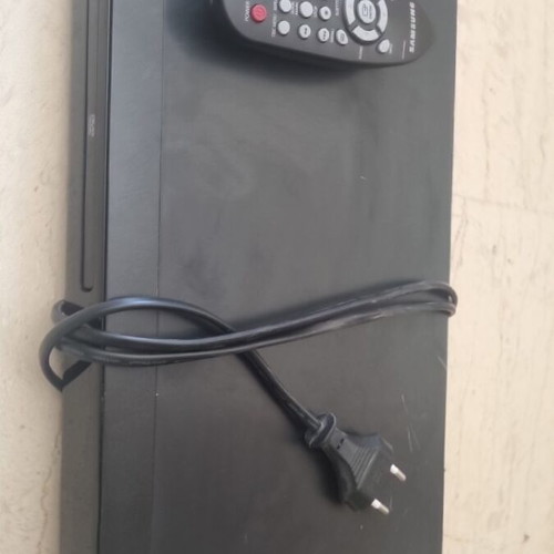 Samsung DVD Player DVD-P191 used with DivX and Dolby Digital