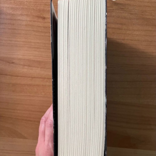 Dark Garden Tana French new, Greek language
