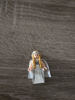 LEGO The Hobbit Exclusive Galadriel figure like new