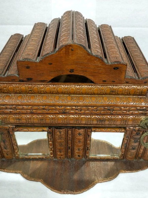 Carved jewelry box like new, decorative or ecclesiastical