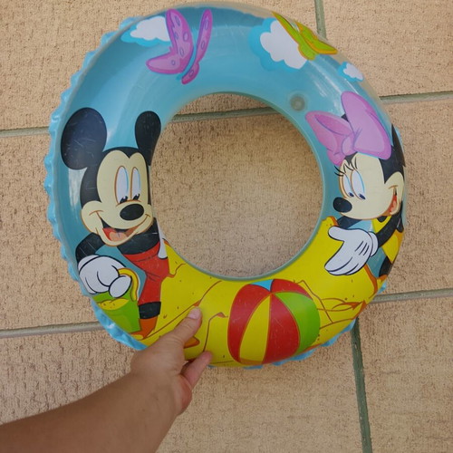Swim ring like new with Mickey and Minnie design
