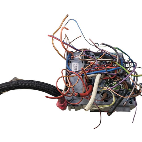 Car fuse box like new