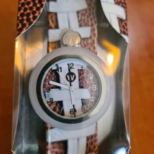 Watchitude Kids Analog Watch new, slap watch