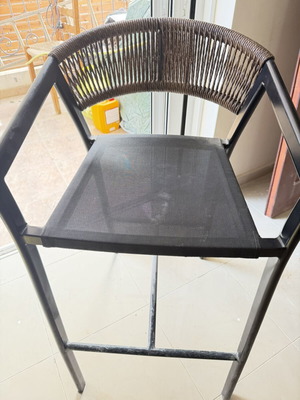 Bar stools with backrest set of 3 like new
