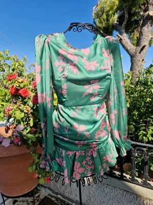Long-sleeve satin mini dress Trendyol like new, pink and green