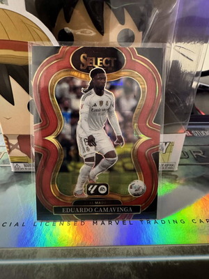 Eduardo Camavinga Select La Liga 2025-26 κάρτα red parallel καινούργιο