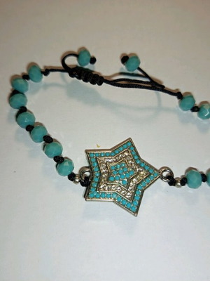 Macrame bracelet like new with decorative star and turquoise beads