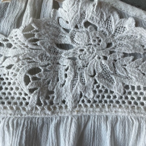 M&S women's romantic top like new, white, size M