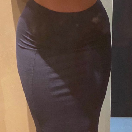Forever 21 midi skirt Small dark blue in perfect condition