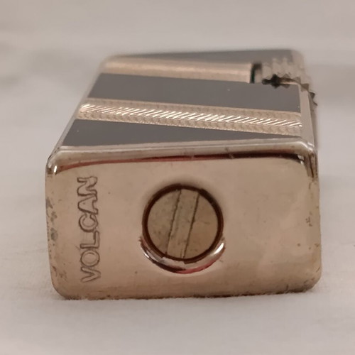 Volcan Lighter Black Lacquer Gold Guilloche used, 1970s design