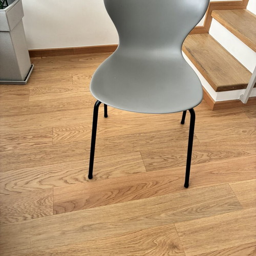 Calligaris Extendable Dining Set with Ceramic Surface and 4 Chairs like new