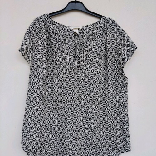 Blouse black and white No.40 like new