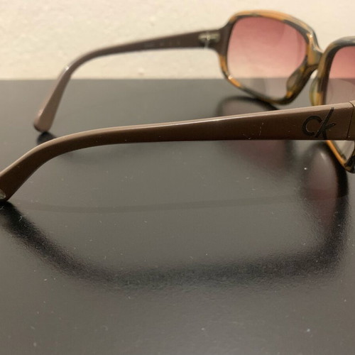 Calvin Klein women's sunglasses like new, brown leopard shade
