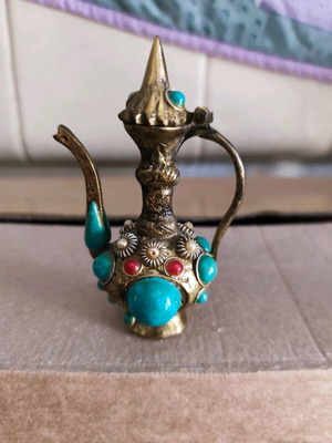 Bronze decorative item used, in good condition