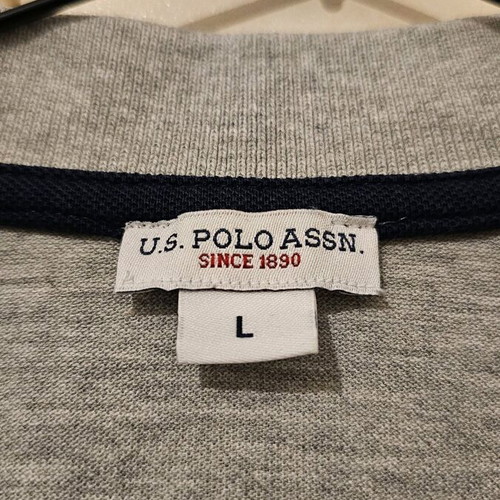 U.S. Polo Assn. t-shirt Large like new, grey