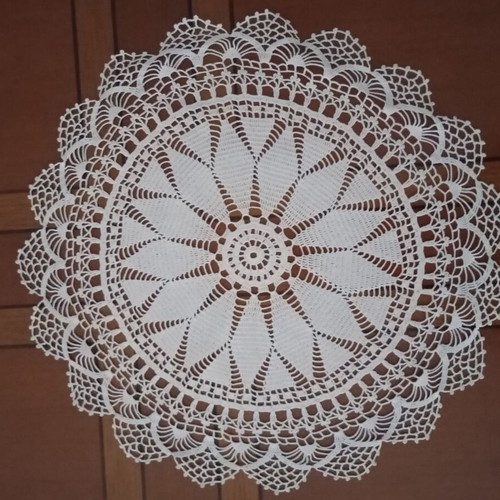 Crochet piece like new