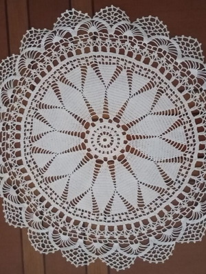 Crochet piece like new