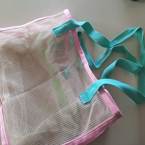 Children's beach bag perforated small like new