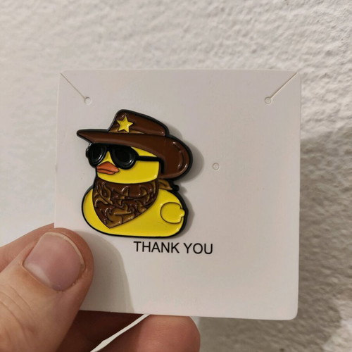 Sheriff Duck Pin brown like new