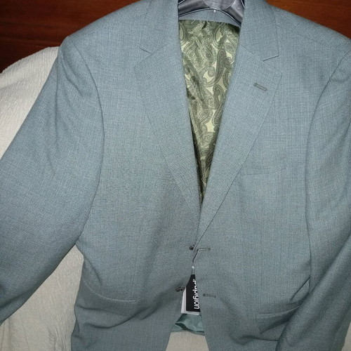Vittorio Artist green suit with vest size M new