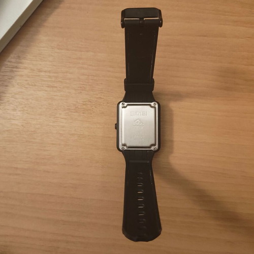 Skmei LED Watch 1541 like new, unisex, black