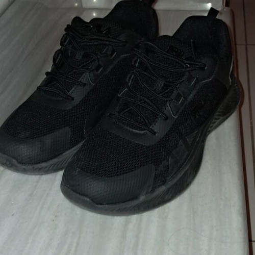 FILA Running Shoe like new, black, size 44