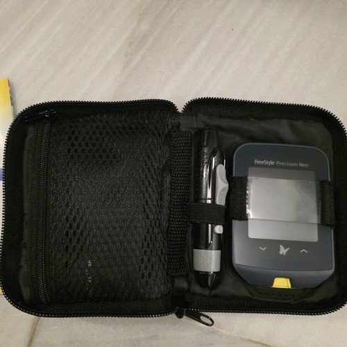 Abbott blood glucose and ketone monitoring system like new