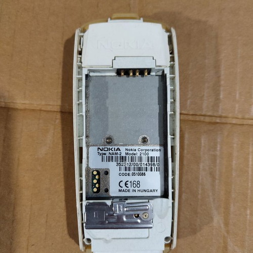 Nokia 2100 used, functional with charger without battery