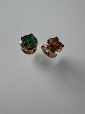 Earrings like new