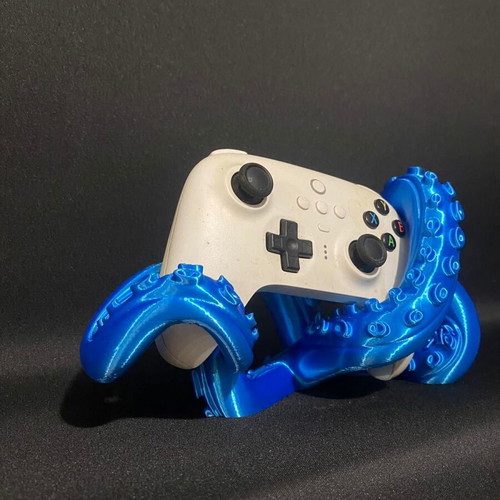 3D printed PS5 controller stand with Kraken tentacle custom made
