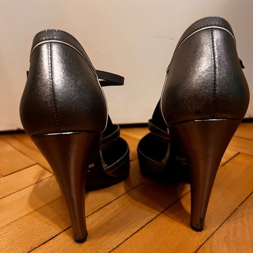 Just Cavalli leather high heels size 39 like new, silver