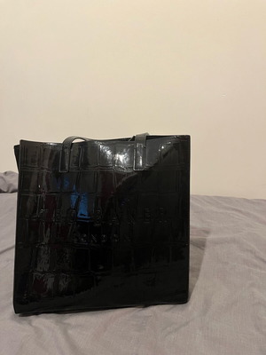 Ted baker τσάντα ώμου